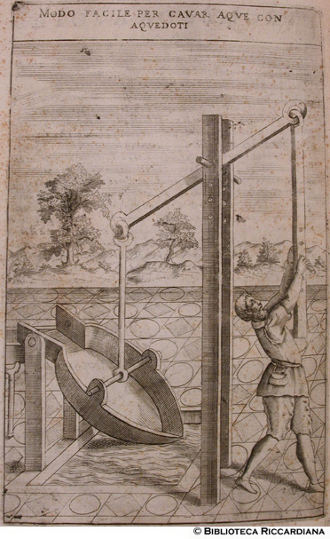 Fig. 41 - Conchetta con acquedotti per prendere l'acqua